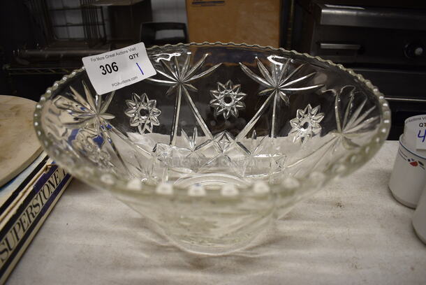 Glass Bowl. 14x14x7