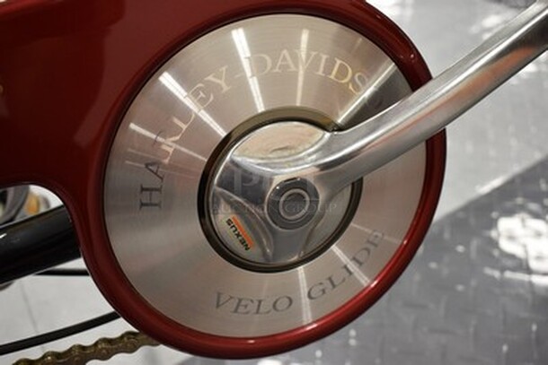 LIMITED EDITION! Pristine Harley Davidson Velo Glide Sport Style Bicycle. 63x45x33. - Image 5 of 12