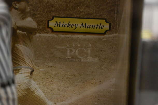 BRAND NEW IN BOX! Cooperstown Collection 1997 Starting Lineup Mickey Mantle Figurine!  - Image 4 of 6