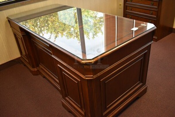 BEAUTIFUL! Hooker Brand Desk With 6 Drawers And Glass Top. 72x33x31 - Image 2 of 10