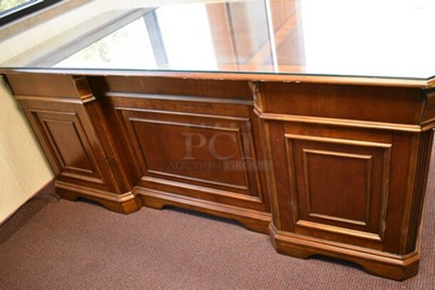 BEAUTIFUL! Hooker Brand Desk With 6 Drawers And Glass Top. 72x33x31 - Image 3 of 10