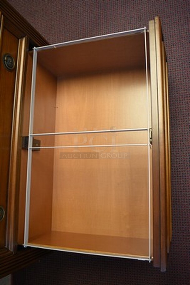 ASTONISHING! Hooker Furniture Home Office Brookhaven Lateral File With Glass Top. 32x23x31 - Image 4 of 8