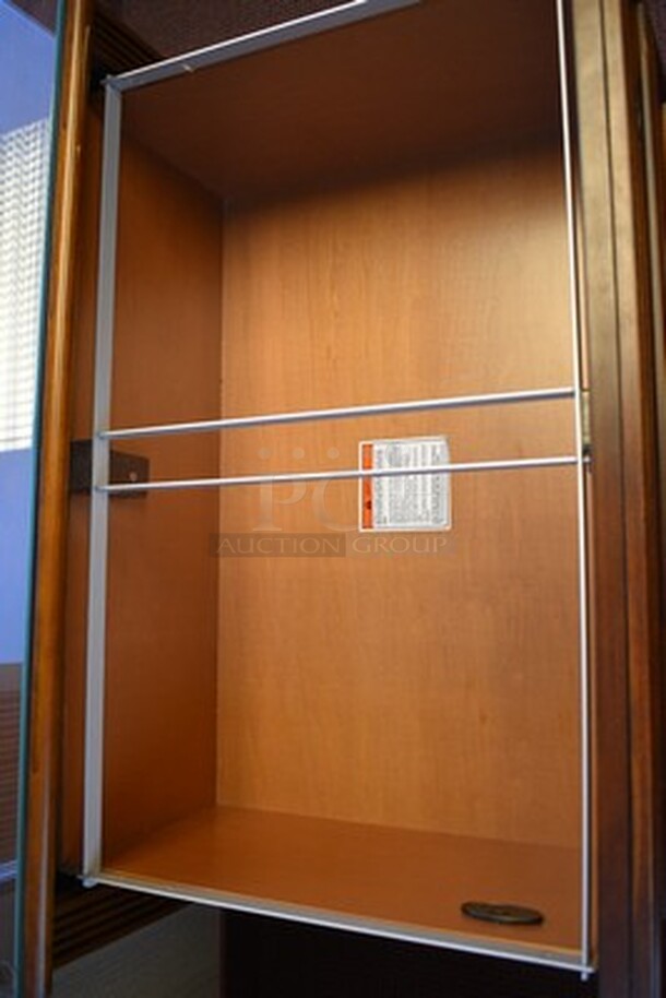 ASTONISHING! Hooker Furniture Home Office Brookhaven Lateral File With Glass Top. 32x23x31 - Image 5 of 8