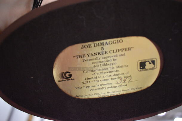 LIMITED EDITION! Joe DiMaggio Autographed Figurine! 347/2214. - Image 5 of 5
