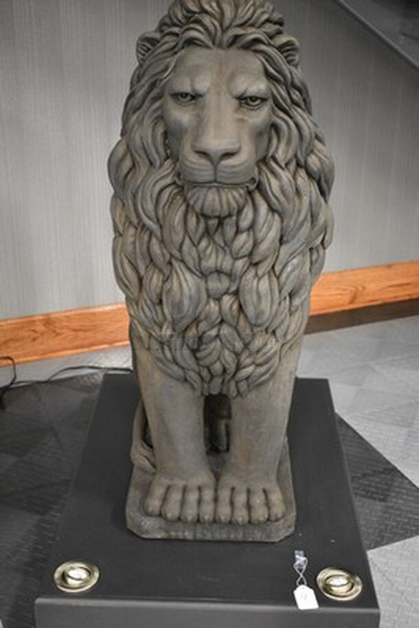 GORGEOUS! Concrete Lion Statue On Black Platform With 2 Lights. 55x29.5x111. Tested and Working! - Image 8 of 10