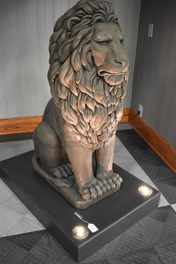 GORGEOUS! Concrete Lion Statue On Black Platform With 2 Lights. 55x29.5x111. Tested and Working! - Image 2 of 10