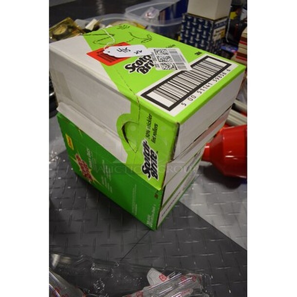 Box Of Scotch-Brite Brand Lint Rollers and Box Of Heavy Duty Scotch-Brite Brand Scour Pads! 2x Your Bid! - Image 4 of 4