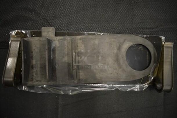 ALL IN ONE MONEY! Includes 5 Fuel Guards and 1 Trillium Glare Vis'R - Image 5 of 7