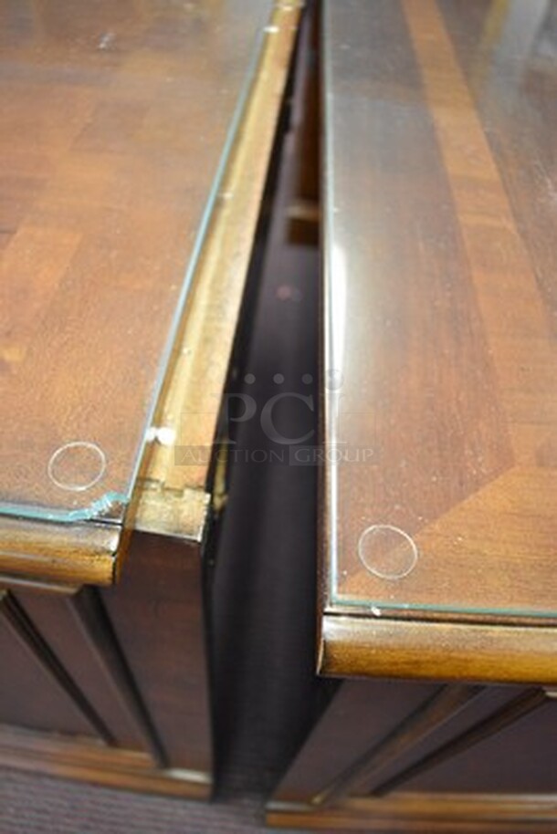 BEAUTIFUL! Hooker Furniture Brookhaven L Shaped Desk With 5 Drawers and Pull Out Printer Drawer With Glass Table Top. Small Section 49x24.5x31. Large Section 67x28x31. - Image 4 of 12