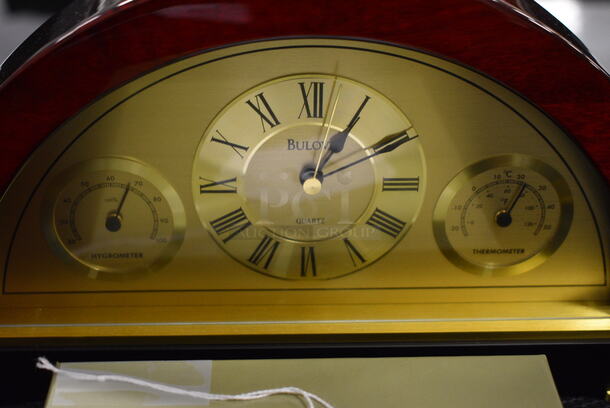 Lot Of Various Office Decor. Includes Clock, Pencil Holder, and Calculator. All In One Money! - Image 6 of 9