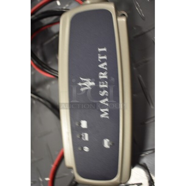 Maserati Battery Charger! Model US 3300, 110-120V, 60Hz - Image 2 of 4