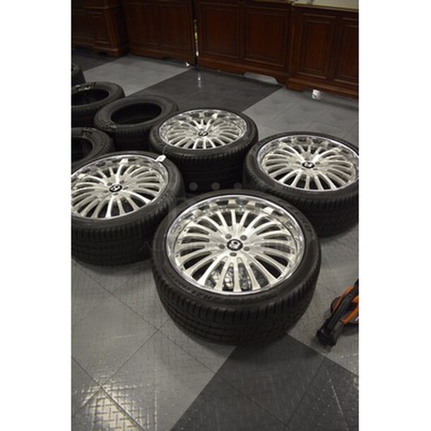 4 BARELY USED! Bentley GT Tires With Aluminum Rims For 21in Rims. Comes With Box of Lugs. 4x Your Bid! - Image 2 of 10