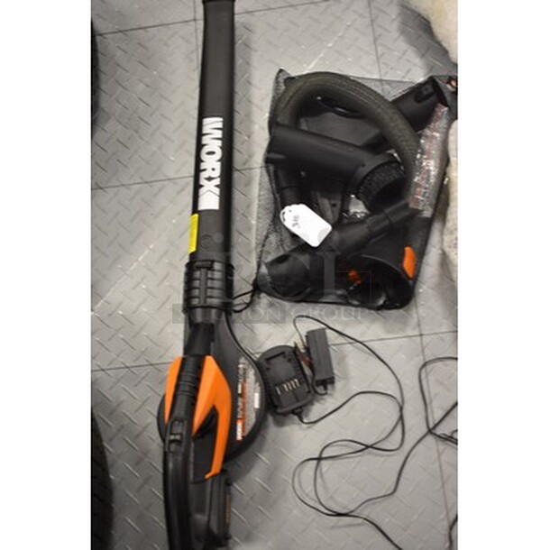 BARELY USED! Worx Model WG 545.1 Leaf Blower With Attachments! 20V