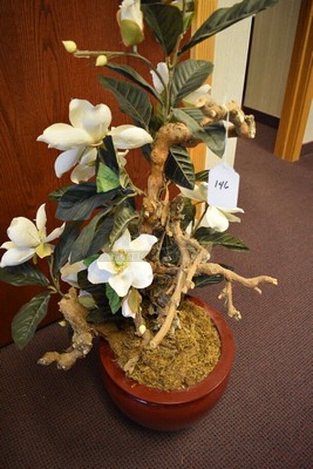 Decorative Artificial Plant. 15x15x46. - Image 1 of 3