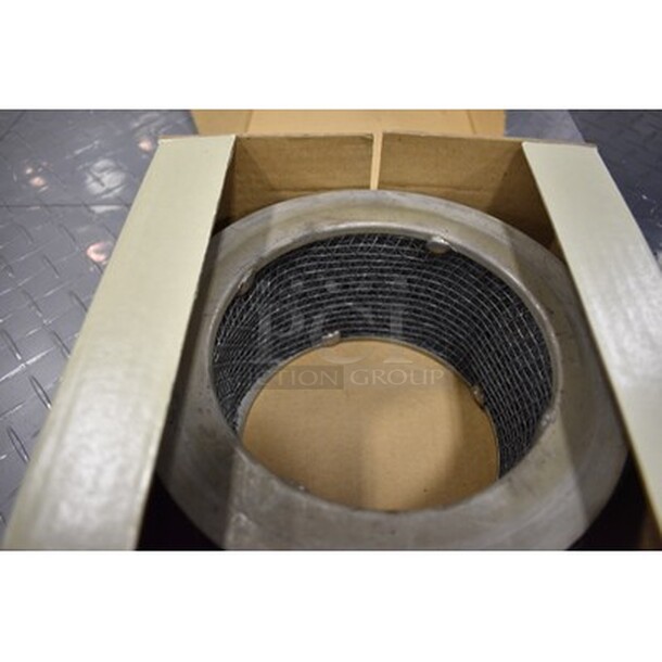 4 Boxes Rolls Royce Parts! 4x Your Bid!  - Image 3 of 7