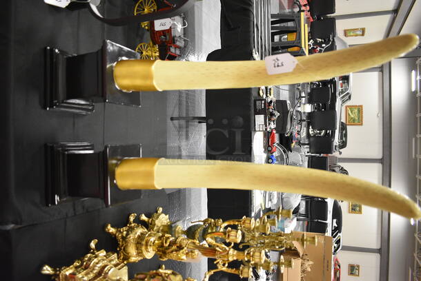 2 AMAZING Design Toscano Elephant Tusks Trophies. 7x7x32. 2x Your Bid! - Image 1 of 9
