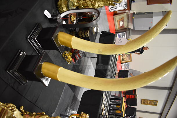 2 AMAZING Design Toscano Elephant Tusks Trophies. 7x7x32. 2x Your Bid! - Image 2 of 9