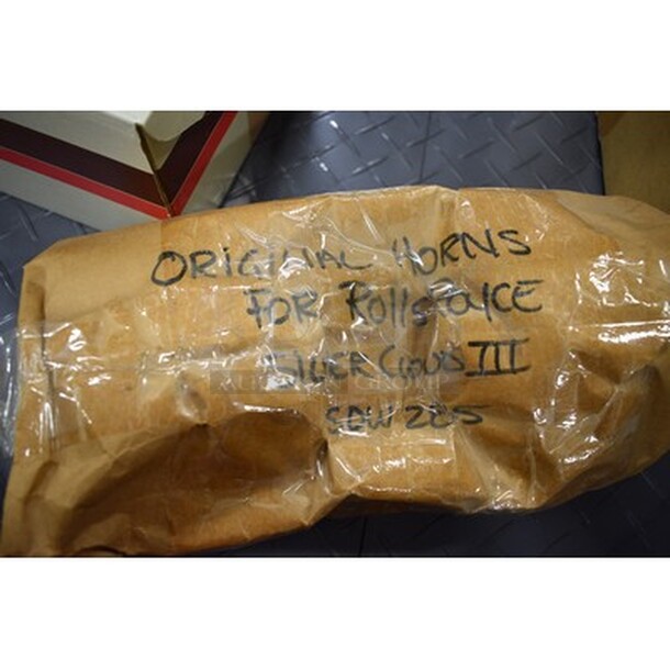 4 Boxes Rolls Royce Parts! 4x Your Bid!  - Image 7 of 7