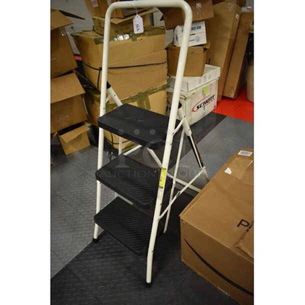 Heavy Duty Step Stool. 18x32x50. - Image 3 of 5