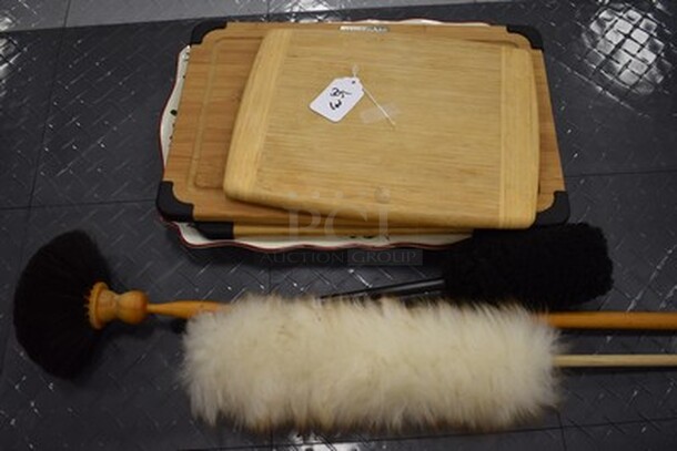 ALL IN ONE MONEY! Includes 3 Wooden Cutting Boards, Platter and Natural Wool Duster! - Image 4 of 5