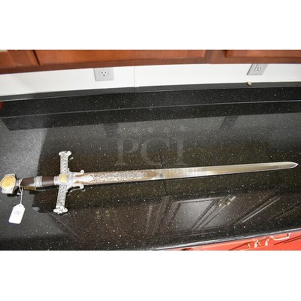 AMAZING! King Solomon Sword Silver by Marto-Toledo. Judaic symbols: Star of David , Lions of Judea and the Ark of the Covenant. Stainless Steel Blade with Judaic Etchings, 24K Gold Medallions. Ancient Judaic Sword. 47x1x9. - Image 12 of 12
