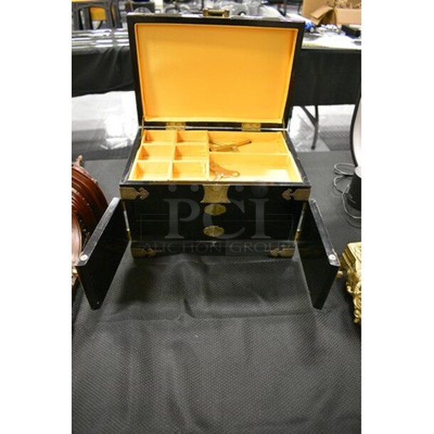BEAUTIFUL! Black and Brass Colored Jewelry Box. 12x8x8. - Image 6 of 6