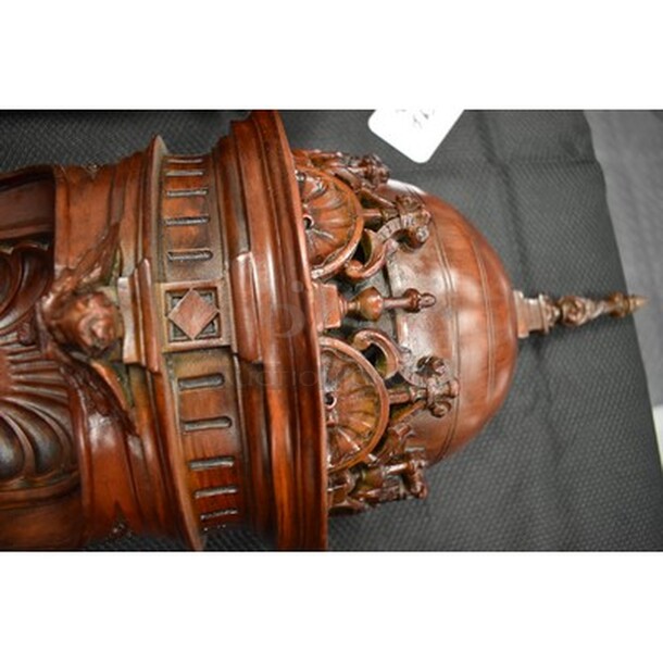 ASTONISHING! 2 Design Toscano Winthrop Court Wooden Wall Niche! 9x8x38. 2x Your Bid! - Image 3 of 9