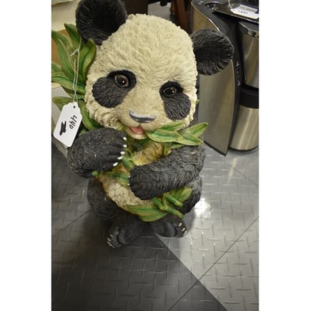 Design Toscano Hand Painted Tian Shan The Asian Panda Sculpture. 11x9x20 - Image 1 of 6
