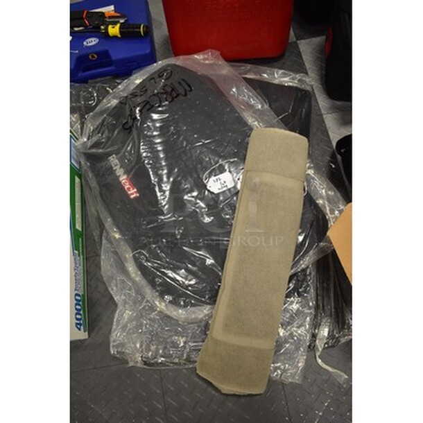 ALL IN ONE MONEY! Includes Renntech Brand Floor Mats and Rug For Mercedes GL550  - Image 1 of 3