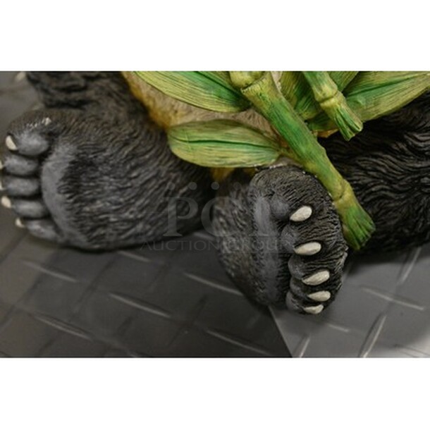 Design Toscano Hand Painted Tian Shan The Asian Panda Sculpture. 11x9x20 - Image 4 of 6
