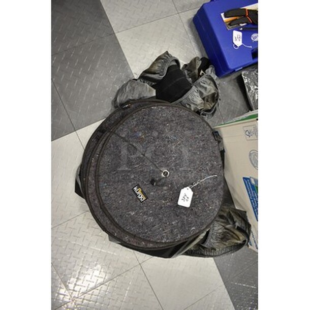 Kurgo Wheel Carrier! Includes Wheel Felts and Carrier Bag! - Image 1 of 3