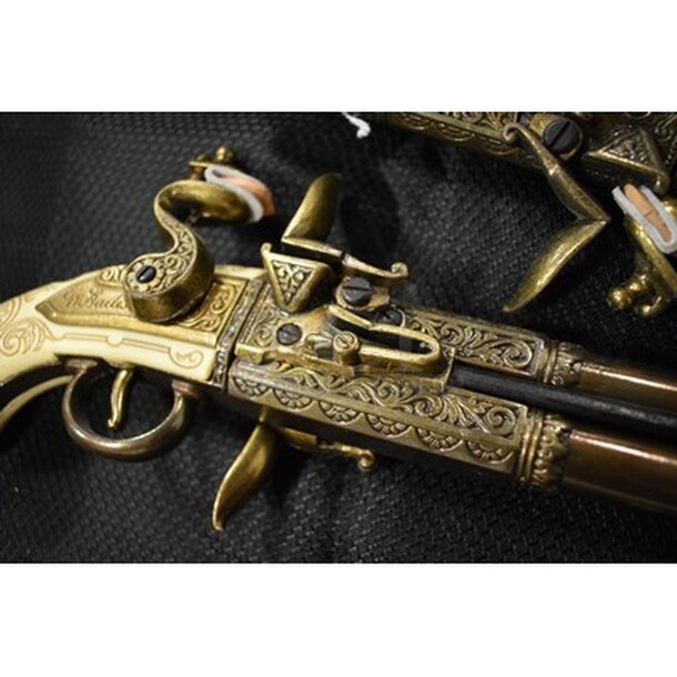 WOW! 2 Antique 1750 W Bailes Double-Barreled Turn-Over Pistol Replicas! 2x Your Bid! - Image 7 of 7