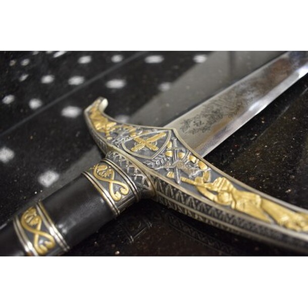 AMAZING! Robin Hood Sword. Sword of Robin of Locksley. Luxury Collectible Medieval Sword of the King of Thieves. Silver and 24K Gold Plated, Genuine Leather, Green Stone. 47x1x9. - Image 8 of 10