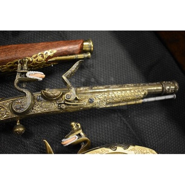 2 AWESOME Antique Gun Replicas! 2x Your Bid! - Image 6 of 7