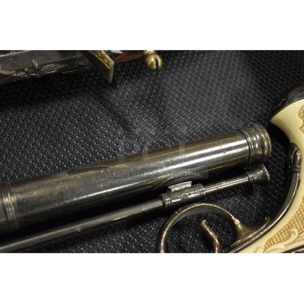 2 AWESOME Antique Gun Replicas! 2x Your Bid! - Image 4 of 4