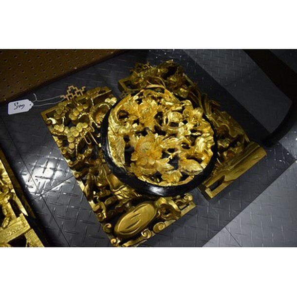 3 Gold and Black Colored Wall Decor! Circular Piece is 12x12x2, Rectangular Pieces are 8x2x17. 3x Your Bid! - Image 4 of 6