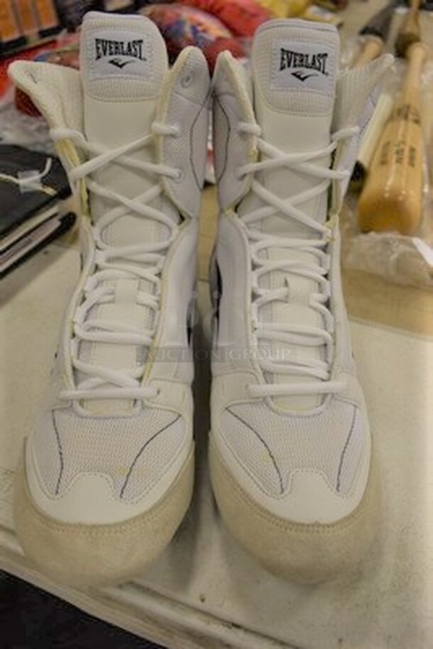 Everlast Boxing Shoes Signed by Larry Holmes! - Image 1 of 6