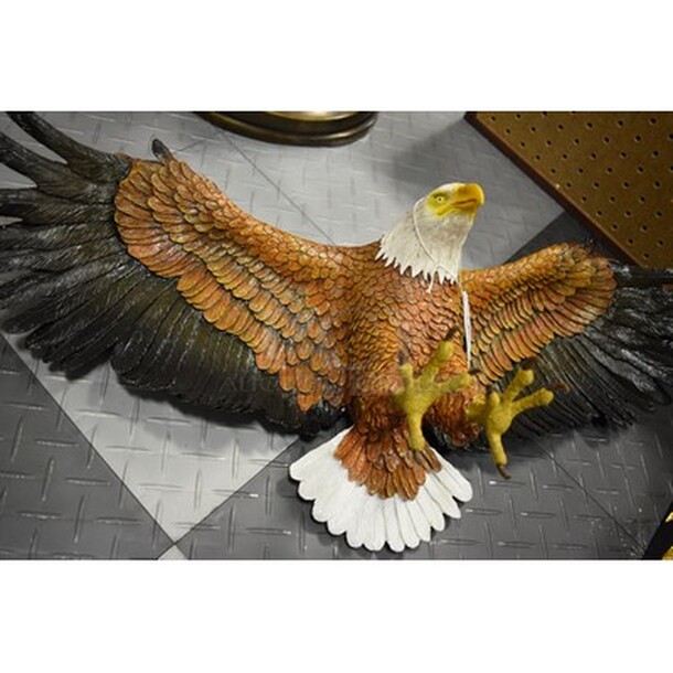 ONE OF A KIND! Design Toscano Freedom's Pride Eagle. 31x8x10  - Image 2 of 4