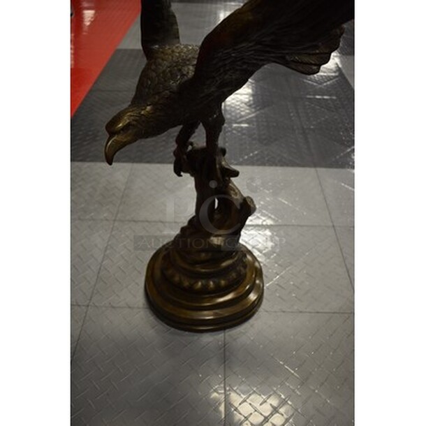 INCREDIBLE! Brown Colored Falcon Statue! 32x18x33. - Image 3 of 6