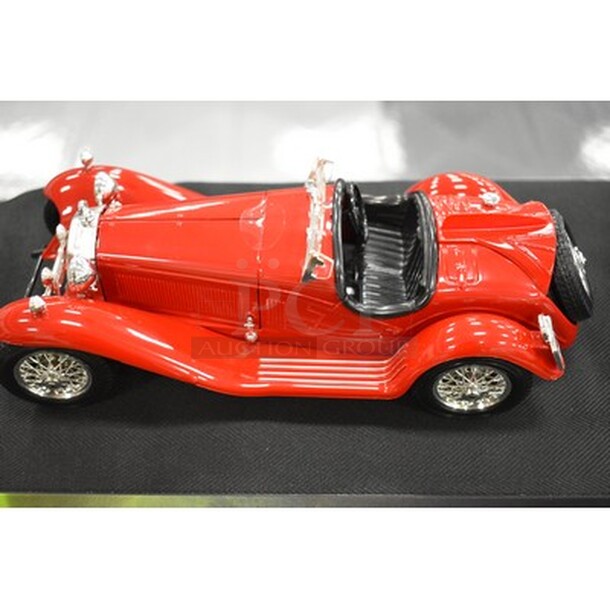 Burago 1932 ALFA ROMEO 8C 2300 SPIDER TOURING Collectible! 9x5x3 - Image 1 of 7