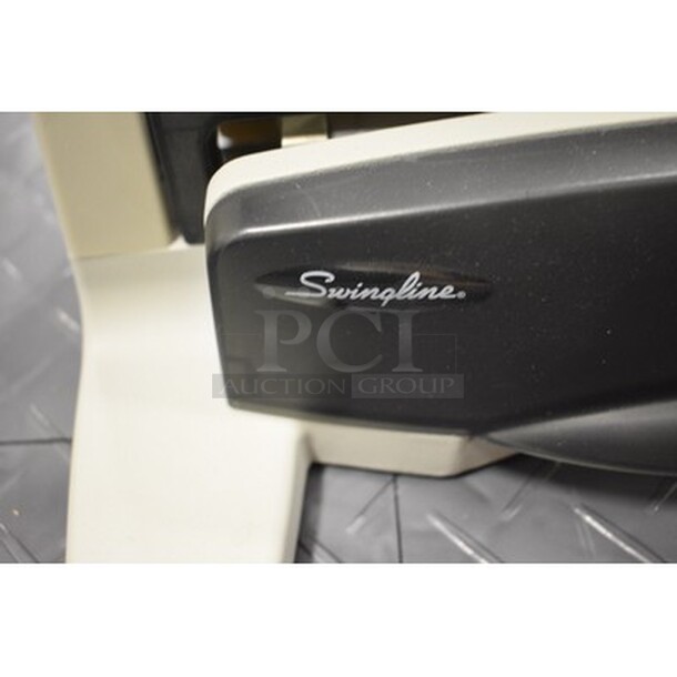 Swingline 3 Hole Puncher  - Image 3 of 3