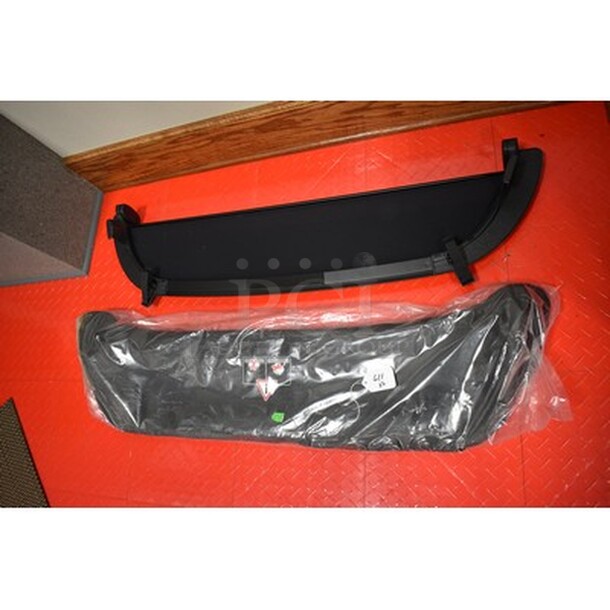 2 Car Protector Screens! 2x Your Bid! - Image 2 of 3