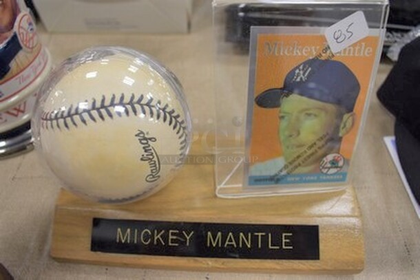 Mickey Mantle Baseball And Trading Card In Display Case!