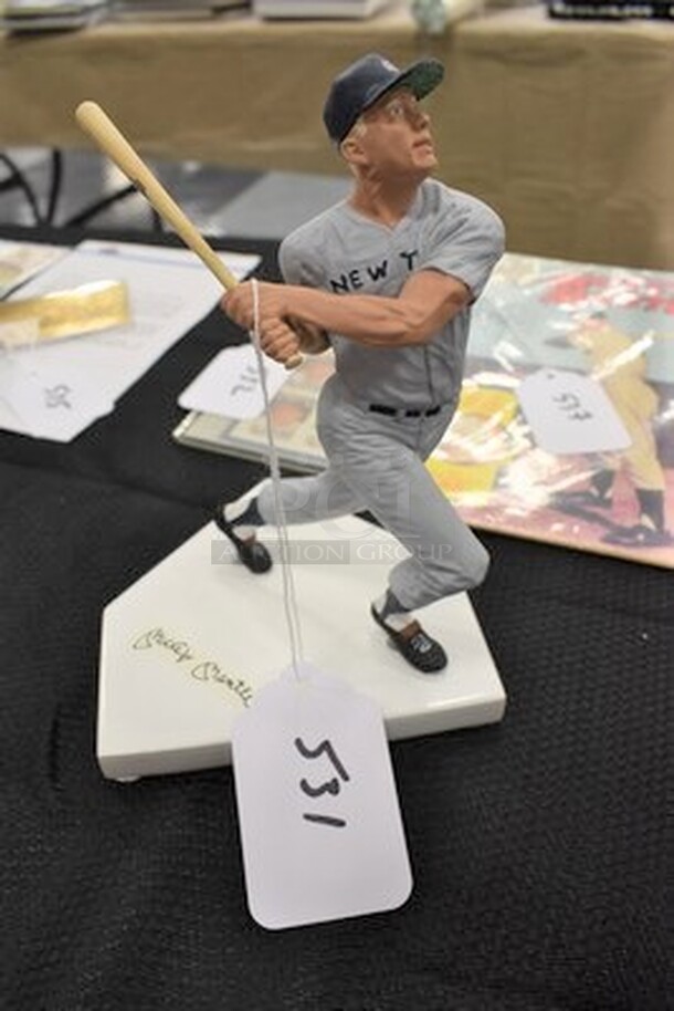 Salvino Mickey Mantle Figurine. 835/2000