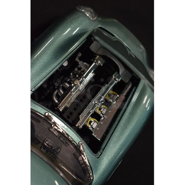 Vintage Collectible Car! 9x5x3 - Image 6 of 8