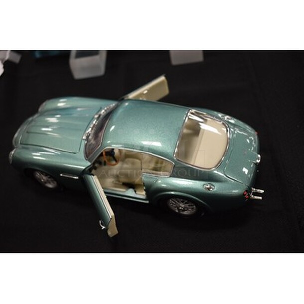 Vintage Collectible Car! 9x5x3 - Image 7 of 8