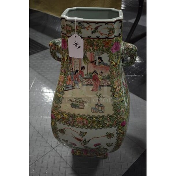 BEAUTIFUL! Decorative Vase. 12x12x24 - Image 1 of 4