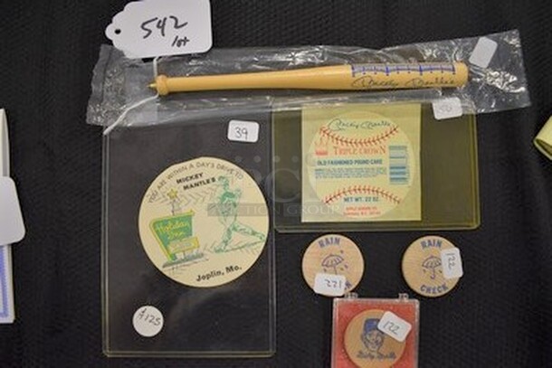 ALL IN ONE MONEY! Various Mickey Mantle Memorabilia Including Mini Bat Pen, Sticker, and More!