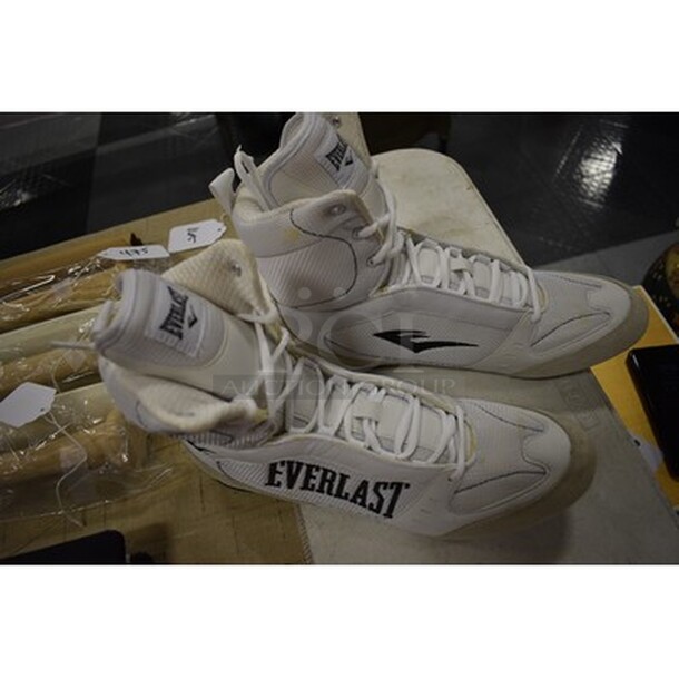 Everlast Boxing Shoes Signed by Larry Holmes! - Image 4 of 6