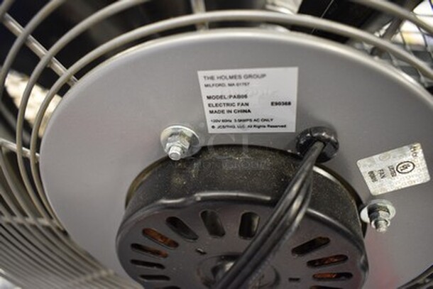 The Holmes Group Patton Industrial Tilt Fan. Model PAB06. 120 Volts, 60Hz. 24x12x24. Tested and Working! - Image 5 of 7